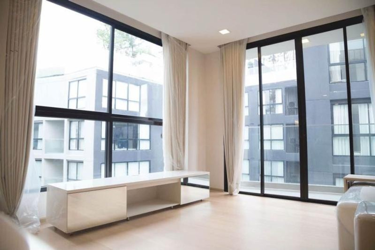 FOR RENT condo , LIV@49 , high floor , BTS-Thong Lo , Khlong Tan Nuea , Watthana , Bangkok , CX-05628