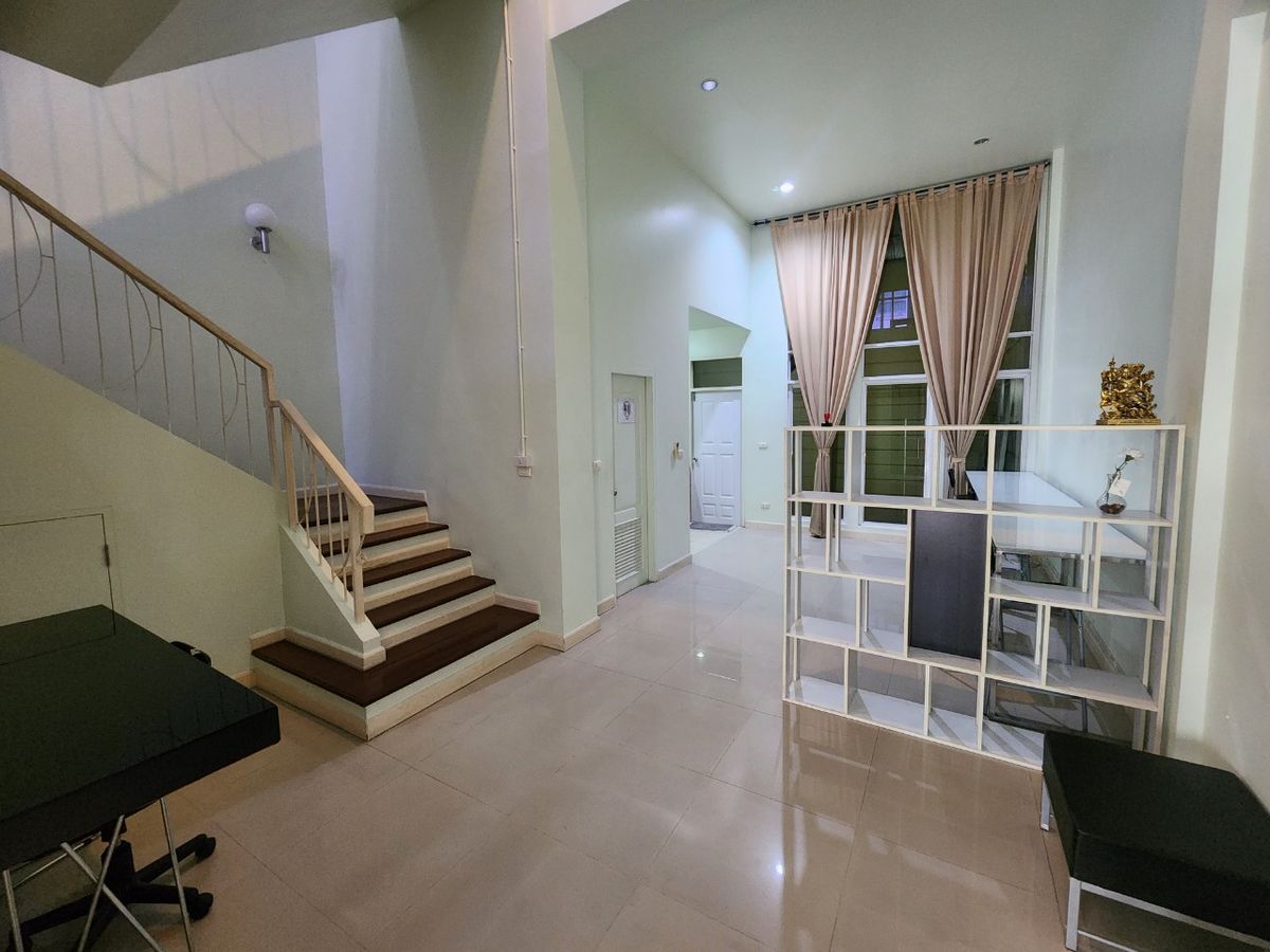 ขาย(sale) โฮมออฟฟิส  บ้านรวิภา(อุดมสุข39/1) สุขุมวิท103ทาวน์โฮม  0811726311 – รูปที่ 4
