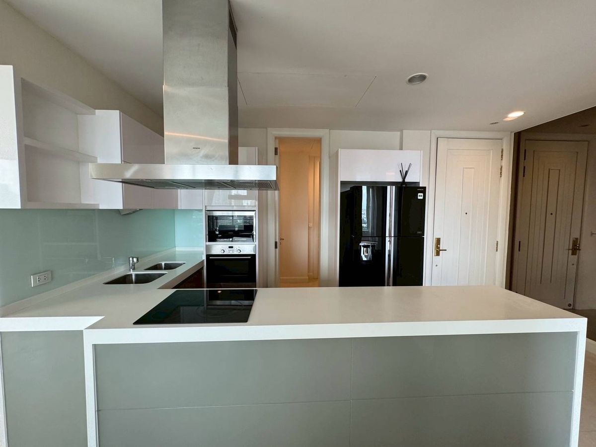 Exclusive Residence for Rent Brand-new renovated unit on the 30th flrs – รูปที่ 2