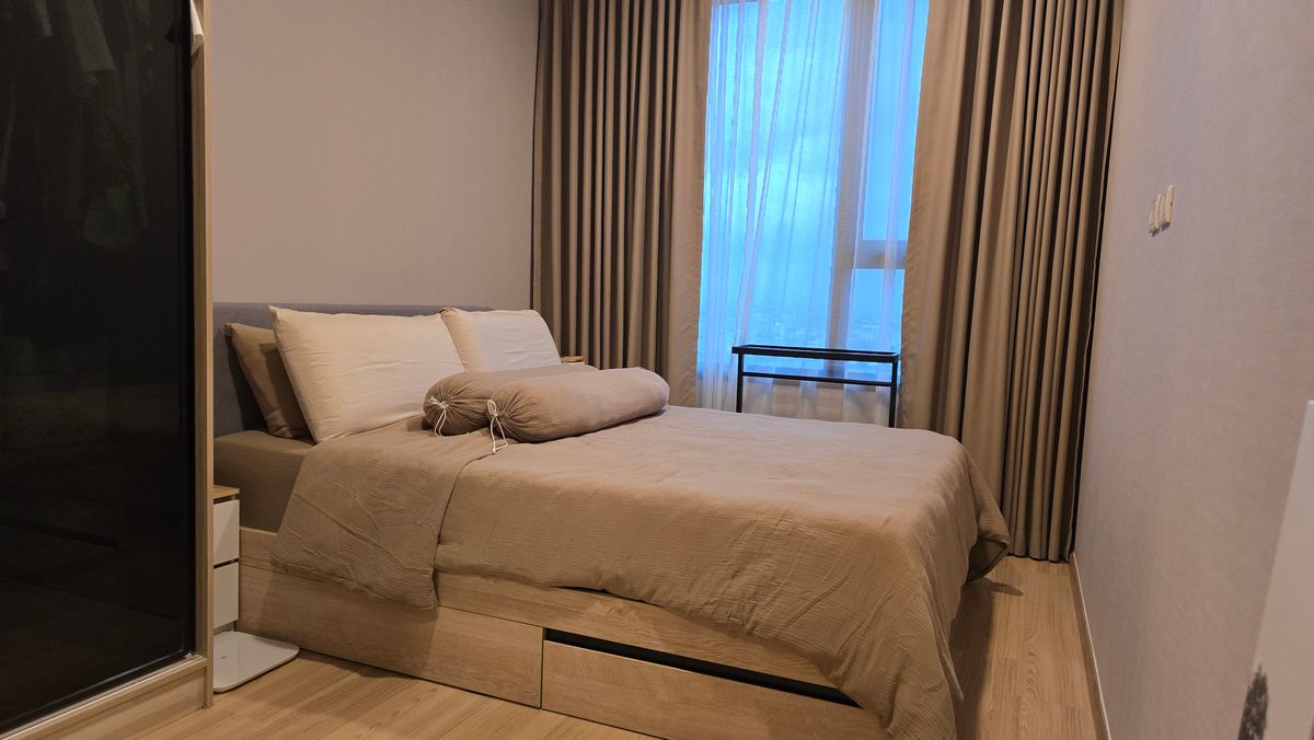 Selling and renting 1 bedroom condo, a special chart room with only one room in the floor Selling and renting 1 bedroom condo, a special chart room with only one room in the floor