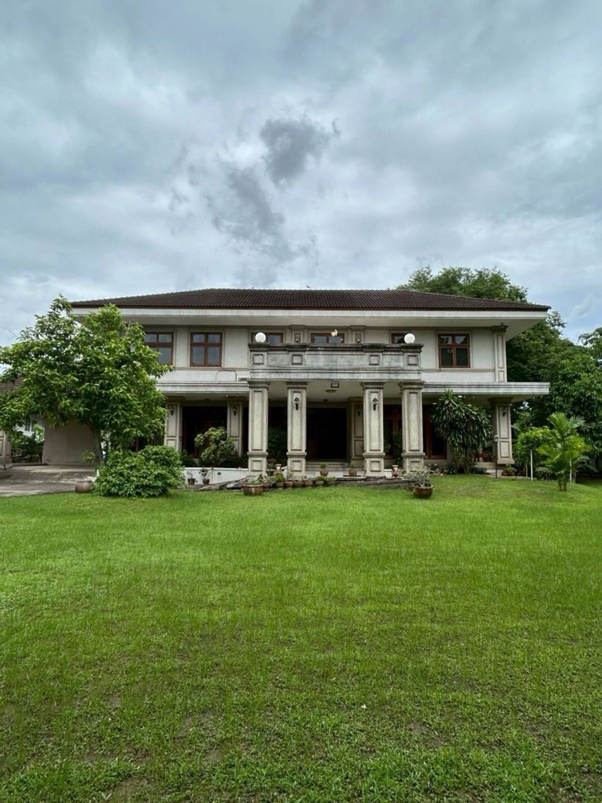 🏡✨ คฤหาสน์หรูใจกลางธรรมชาติ 🌿 สงบและเป็นส่วนตัว ดั่งโอเอซิสในกรุงเทพฯ 🏡✨ คฤหาสน์หรูใจกลางธรรมชาติ 🌿 สงบและเป็นส่วนตัว ดั่งโอเอซิสในกรุงเทพฯ