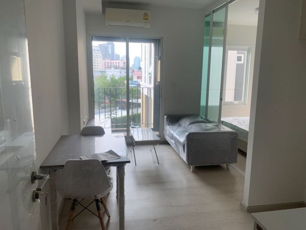 FQ for sale with tenants Chapter One Eco Ratchada-Huaikhwang. Price 2,750,000 baht [MKS250915]