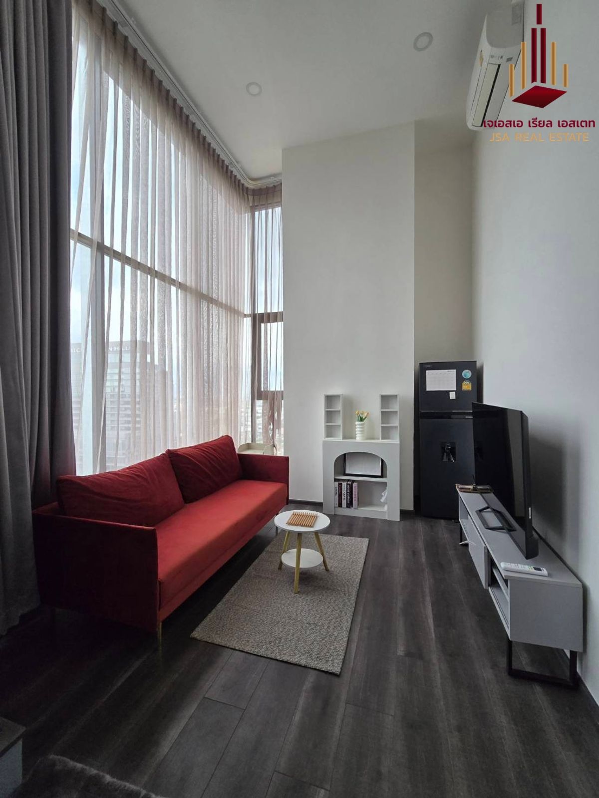 ✨ For Sale: KnightsBridge Space Ratchayothin Condo ✨ 💰 Only 8,100,000 THB