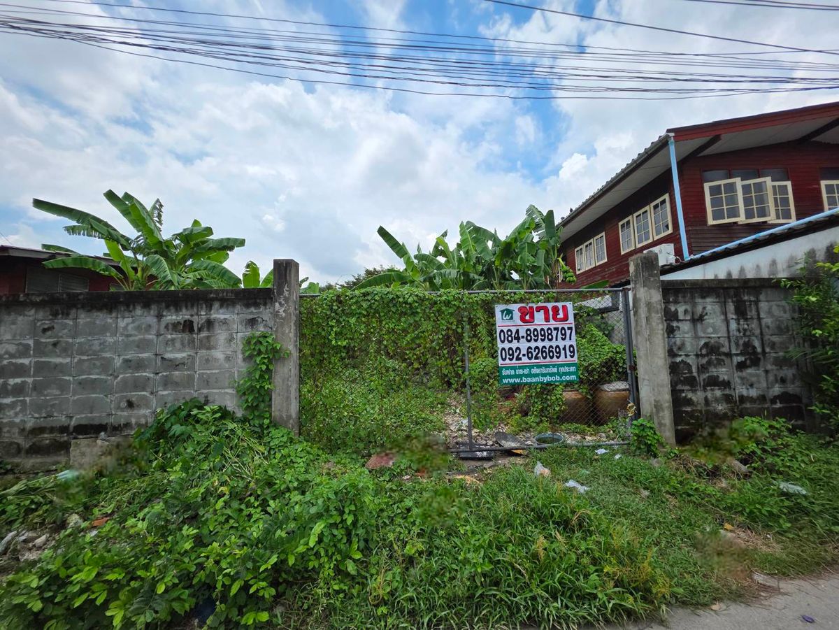 Land for Sale – 104 Sq. Wah (416 Sq.m.) | Prime Location in Soi Phutthamonthon Sai 1 Soi 13 (Yaek 4) | Only 2.7 Million THB Land for Sale – 104 Sq. Wah (416 Sq.m.) | Prime Location in Soi Phutthamonthon Sai 1 Soi 13 (Yaek 4) | Only 2.7 Million THB