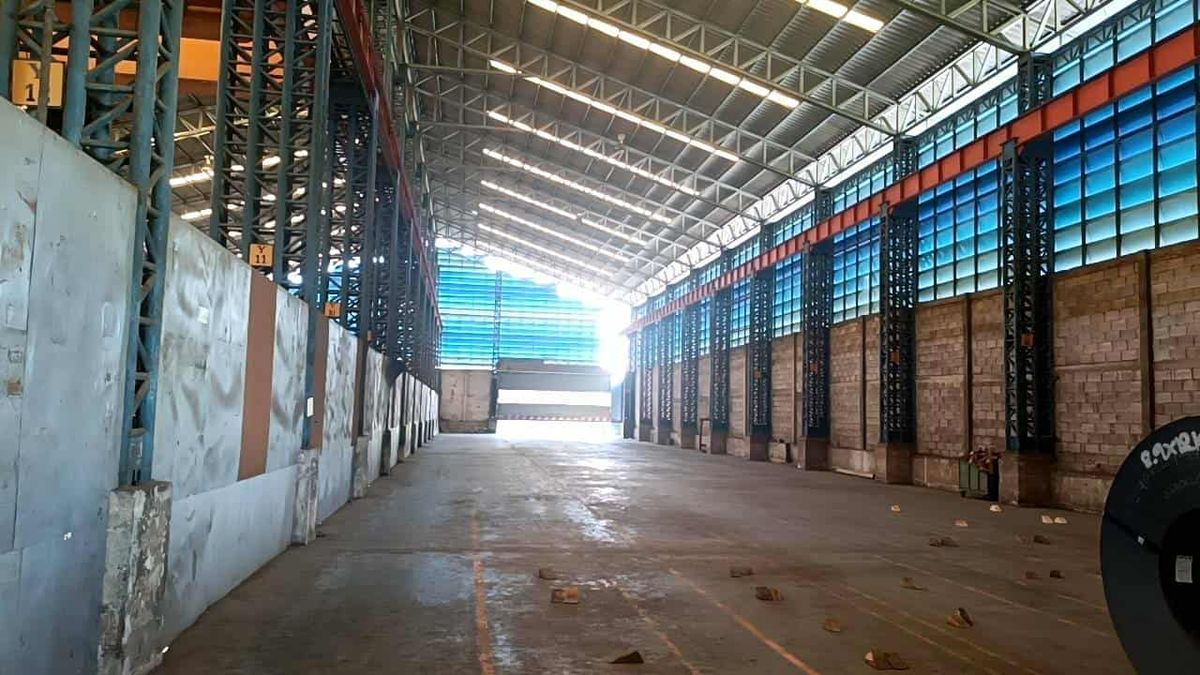 ให้เช่า โกดัง พระราม 2 ย่านมหาชัย สมุทรสาคร พร้อมเครน 30-40 ตัน สำหรับ Stock และ ยกของหนัก ถนนกว้างรถเทรลเลอร์เข้าออกสะดวก – รูปที่ 2