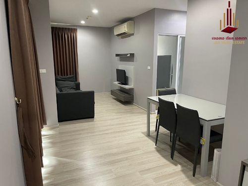 ✨ For Sale: Centric Huai Khwang Station Condo ✨  💰 Only 8,400,000 THB