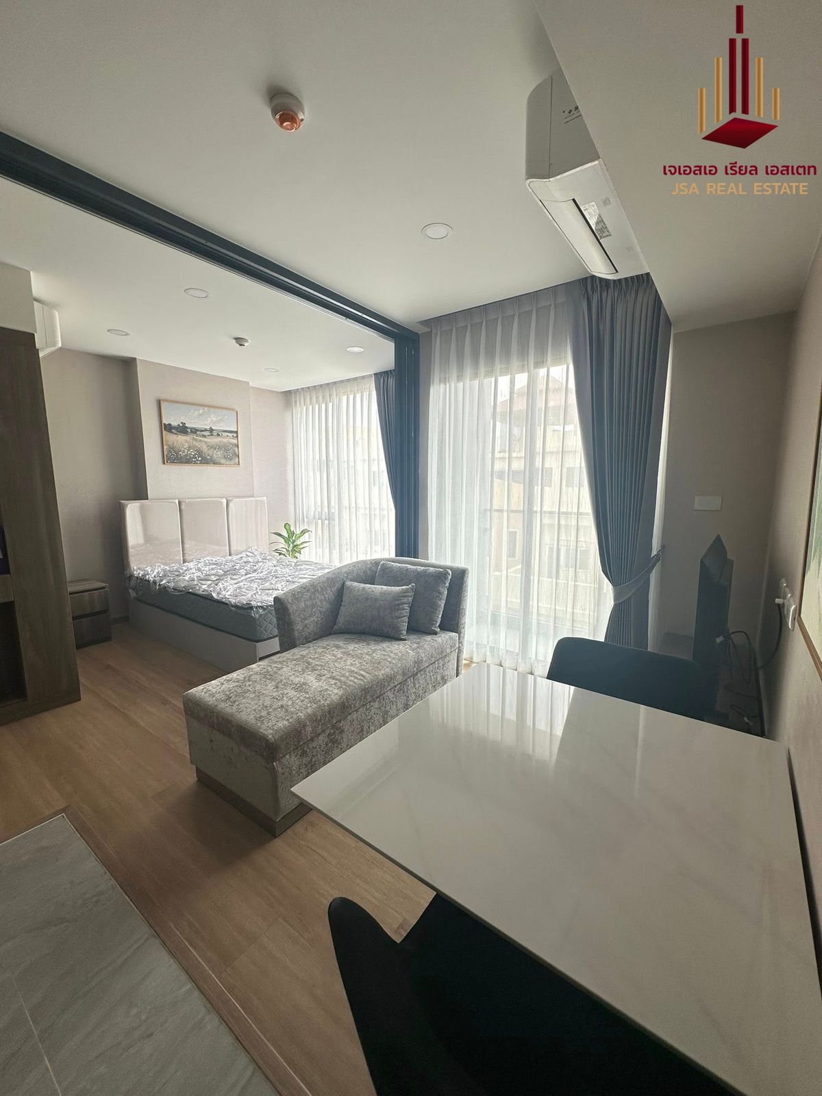 ✨ For Rent: Lloyd Soonvijai - Thonglor Condo ✨ 💰 ONLY 22,000 THB/Month