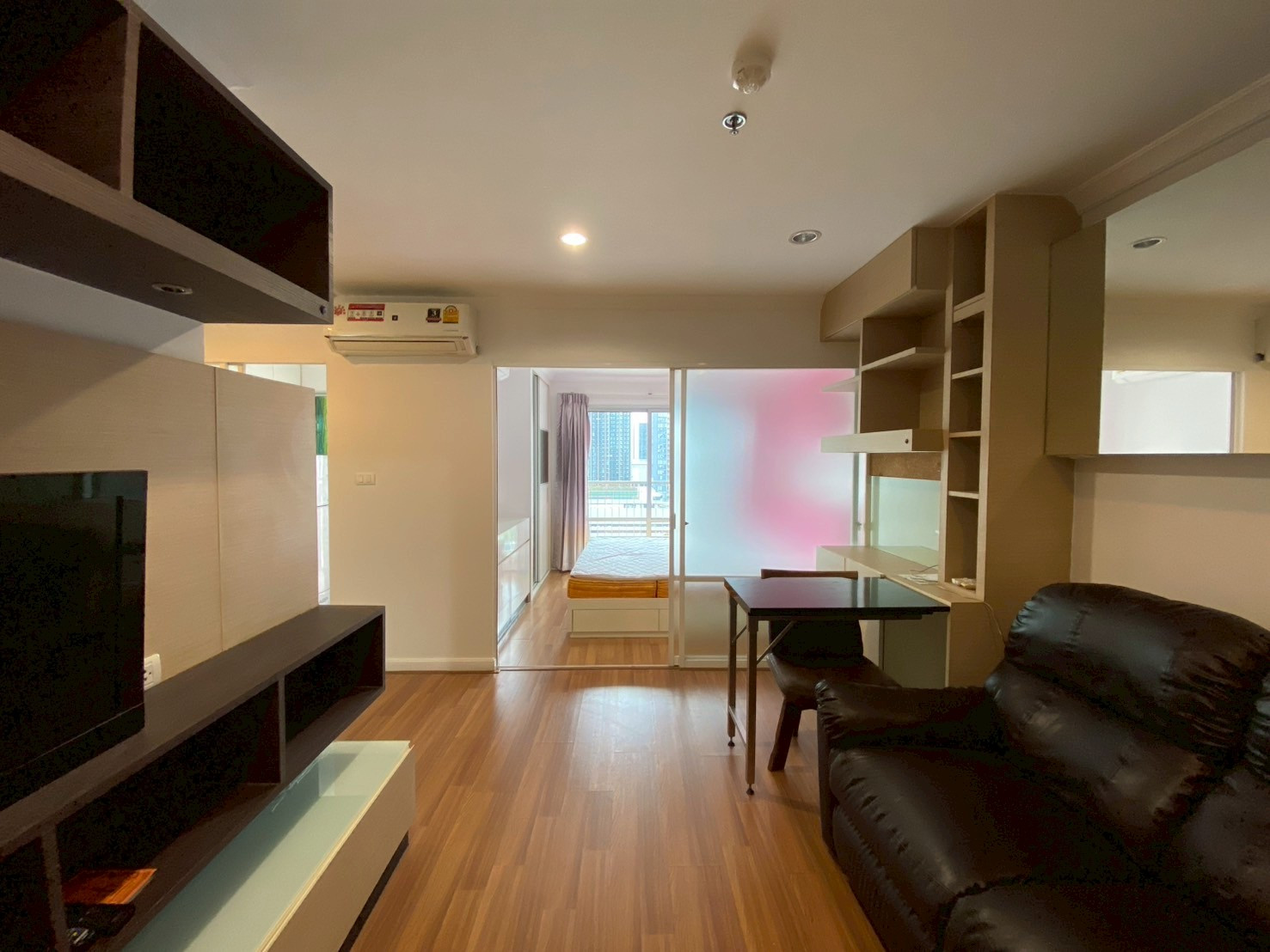 🌳 Condo for rent at Lumpini Place Rama 9/ size 37 sqm. 1 bedroom, fully furnished, Please contact 0955498236 🌳 Condo for rent at Lumpini Place Rama 9/ size 37 sqm. 1 bedroom, fully furnished, Please contact 0955498236