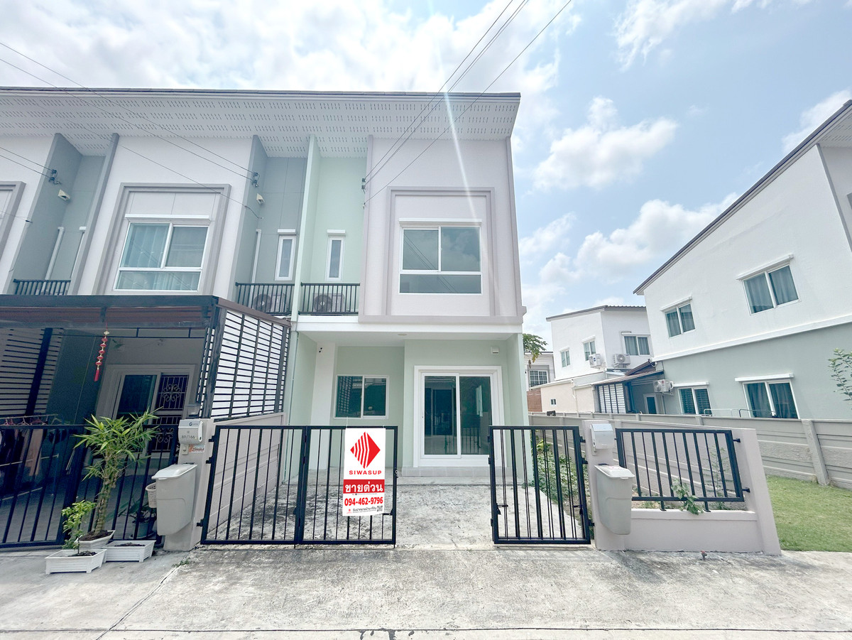🥇 Gusto Petchkasem 69 Kanchanaphisek 💫 🏠 Townhome on potential location Can connect to many routes such as Soi Petchkasem 69, Soi Petchkasem 81, Petchkasem Road, Bang Bon Road 3-5, Ekachai Road and Phutthasakhon Road
