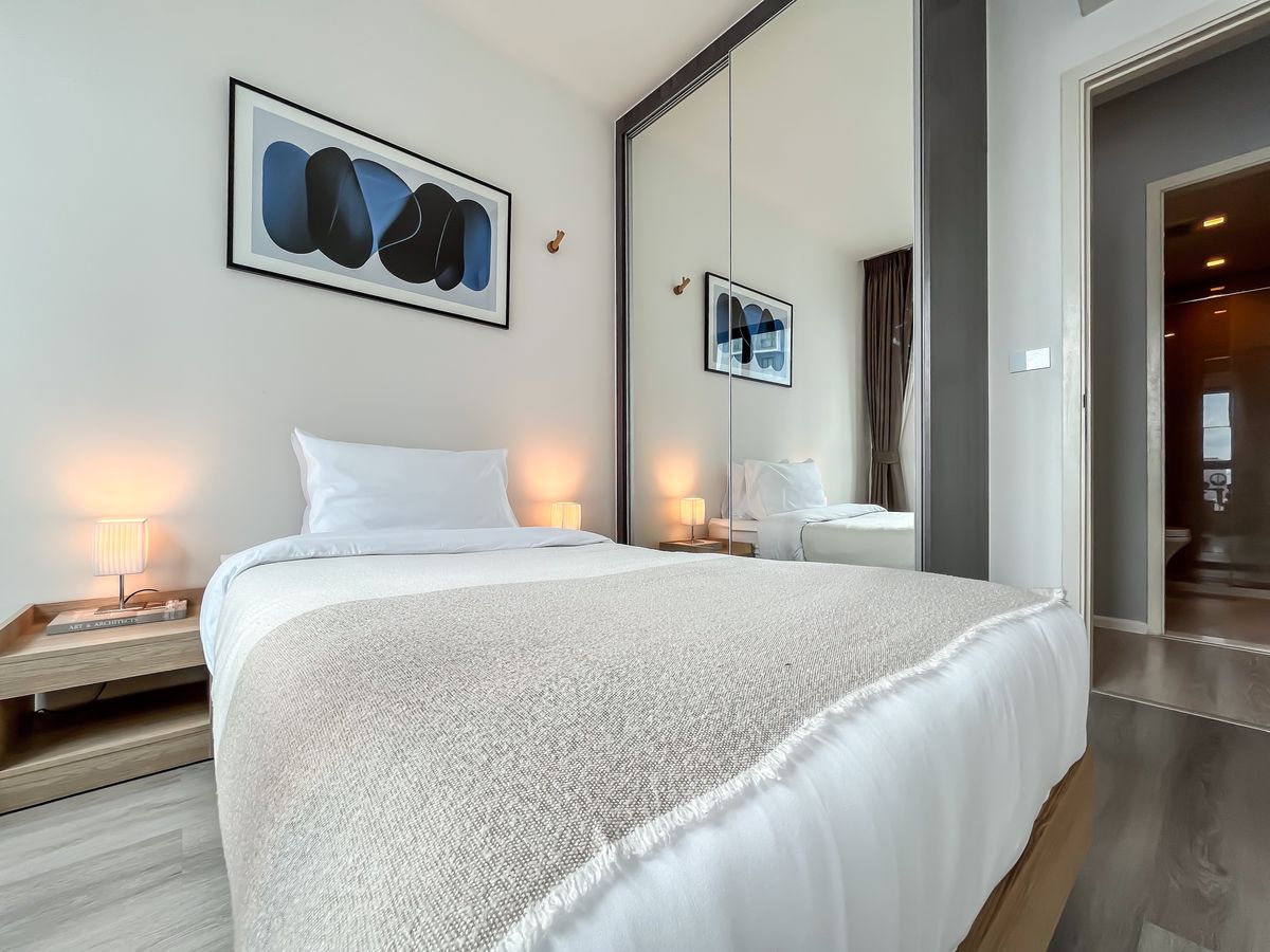 🔥Urgent Rental🔥 Quinn Ratchada 17, spacious 2-bedroom unit, luxuriously decorated, fully furnished, ready to move in. 🔥Urgent Rental🔥 Quinn Ratchada 17, spacious 2-bedroom unit, luxuriously decorated, fully furnished, ready to move in.