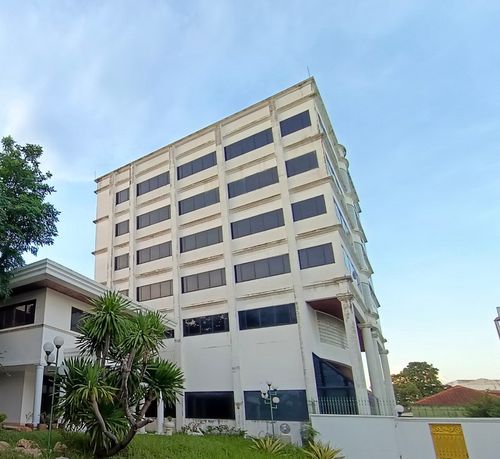 ขายที่ดิน อรุณอมรินทร์ ใกล้ รพ.ศิริราช พร้อมอาคาร 7 ชั้น สภาพดี ขนาดที่ดิน 296 ตารางวา อาคารมีพื้นที่ใช้สอย 2,200 ตารางเมตร ใกล้โครงการอาคารรักษาพยาบาลศิริราช และสถานีรถไฟฟ้าศิริราช (ใหม่) ราคาขาย 85 ล้านบาท