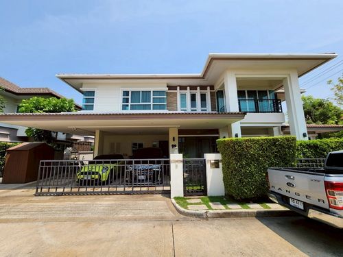 ขายบ้านหรู หลังมุม เลขที่ 99 บางกอก บูเลอวาร์ด ราชพฤกษ์ – พระราม 5 (2) บ้านสไตล์โมเดิร์น พื้นที่ใช้สอย 328 ตร.ม. บนที่ดิน 87.4 ตร.วา ราคาเพียง 16.9 ล้านบาท
