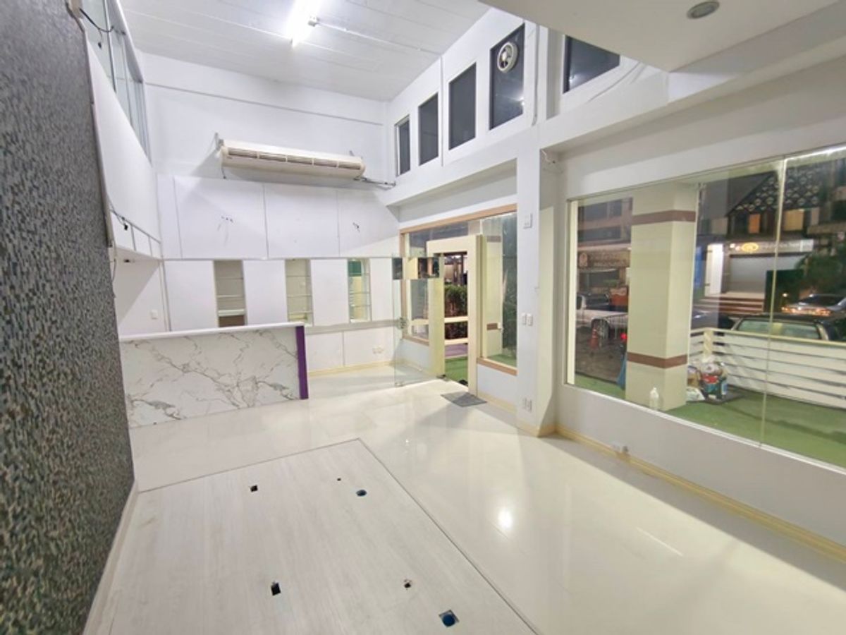 MRT RamIntra Km.9 500m. 48-54 4Stories 78 Sq.wa 908Sqm. Commercial building 3Units MRT Khubon 800m. – รูปที่ 2