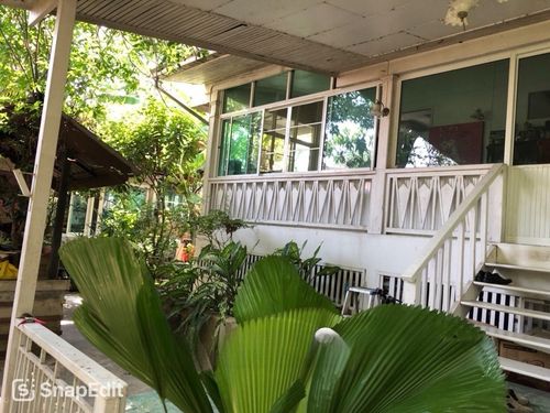 📢👇ที่ดิน แปลงสวย พร้อมบ้าน 3 หลัง ริมคลองวัดโพธิ์ ต้นไม้ใหญ่บรรยากาศร่มรื่น เงียบสงบ ใกล้แหล่งท่องเที่ยว ตลาดน้ำคลองลัดมะยม และบางระมาด เหมาะพักอาศัย ทำที่พักHome stay ร้านอาหาร ร้านกาแฟ 