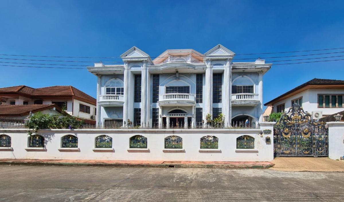 For Sale House , Ban P. Thananiwet , Chankasem , Chatuchak , Bangkok , CX-132014 For Sale House , Ban P. Thananiwet , Chankasem , Chatuchak , Bangkok , CX-132014