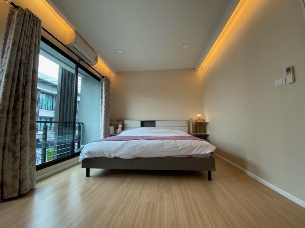 ขายทาวน์เฮ้าส์/ทาวน์โฮม  บ้านกลางเมือง รัตนาธิเบศร์ บางกระสอ เมืองนนทบุรี นนทบุรี CX-131393