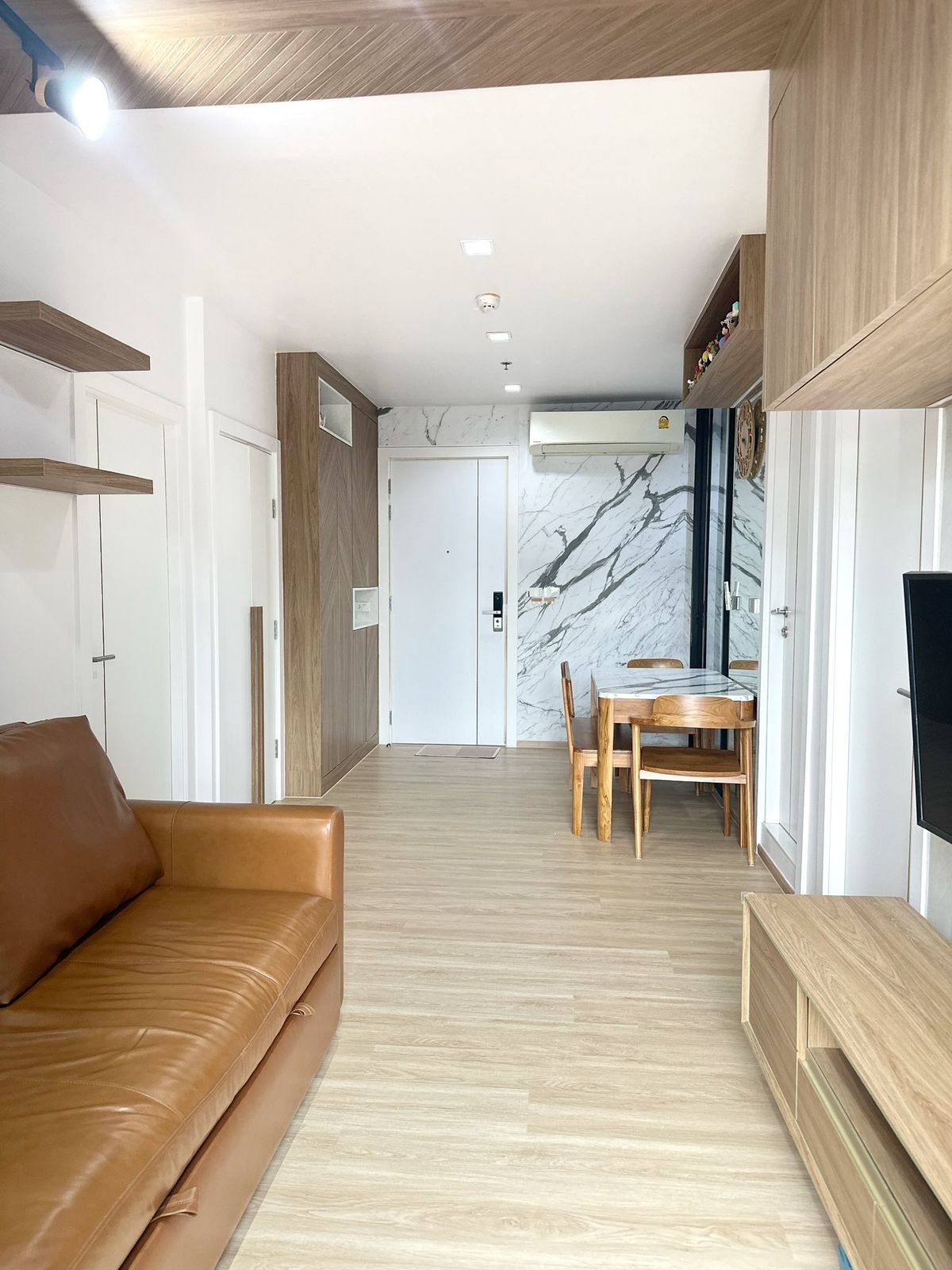 For rent Life Asoke Rama9 ห้องสวย บิ้วอิน เฟอร์ครบ - RW006466 – รูปที่ 2