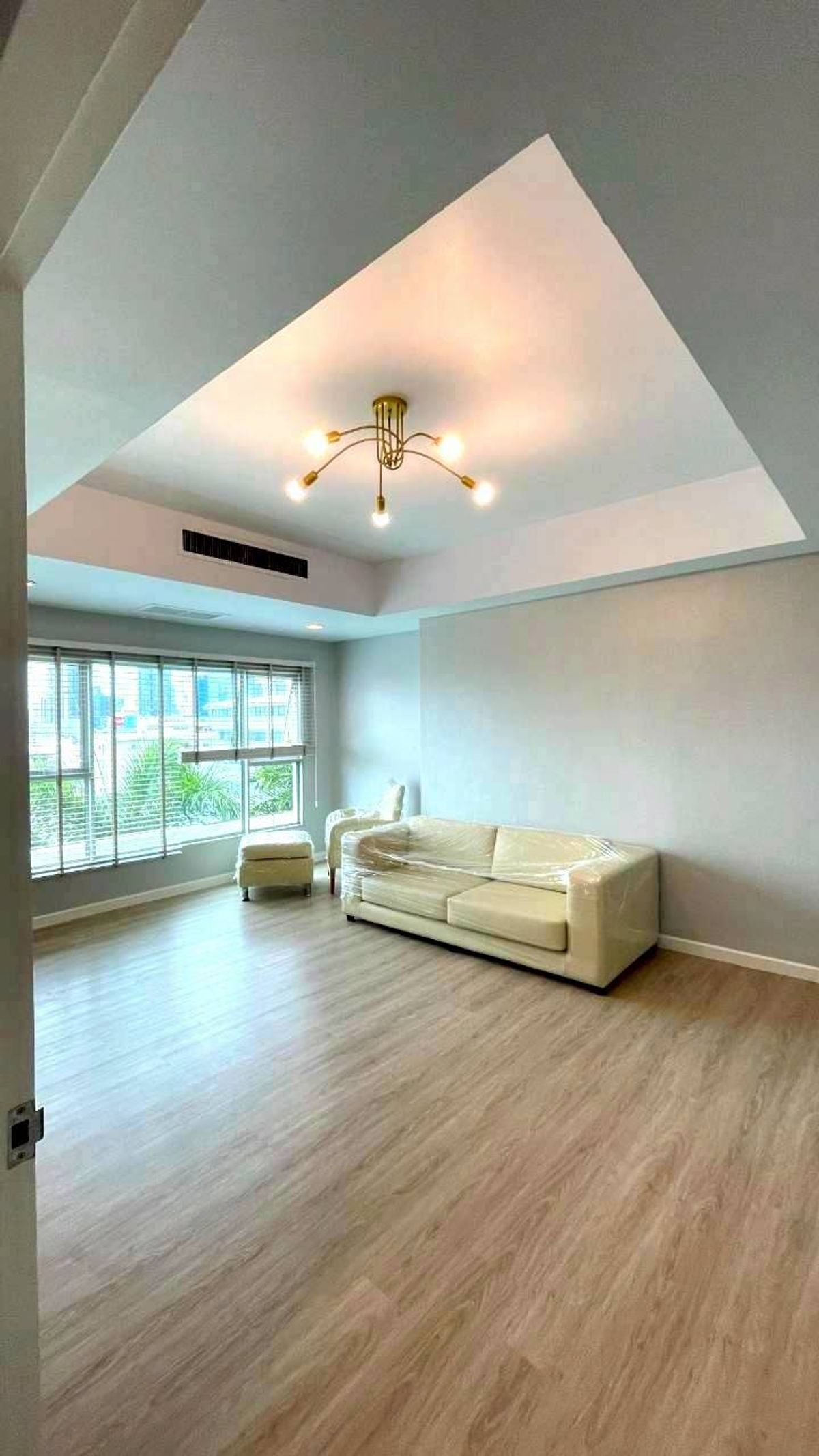 Newly decorated condo for sale, 2 bedrooms, 2 bathrooms, Ban Nonni, good location, Narathiwat Rajanagarindra, near Central Rama 3, the  sells by himself.