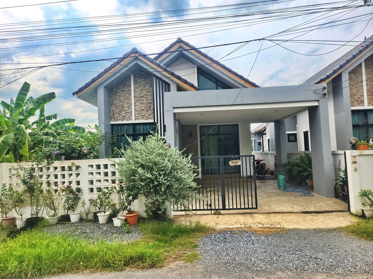 Nordic Style Single House for Sale, Nong Khae – Saraburi Land size 42.5 sq.wah, usable area 120 sq.m. Next to Nong Rong Subdistrict Administrative Office (SAO) and only 15 minutes (≈18 km) to Hemaraj Industrial Estate, Nong Khae. Modern design home – รูปที่ 2