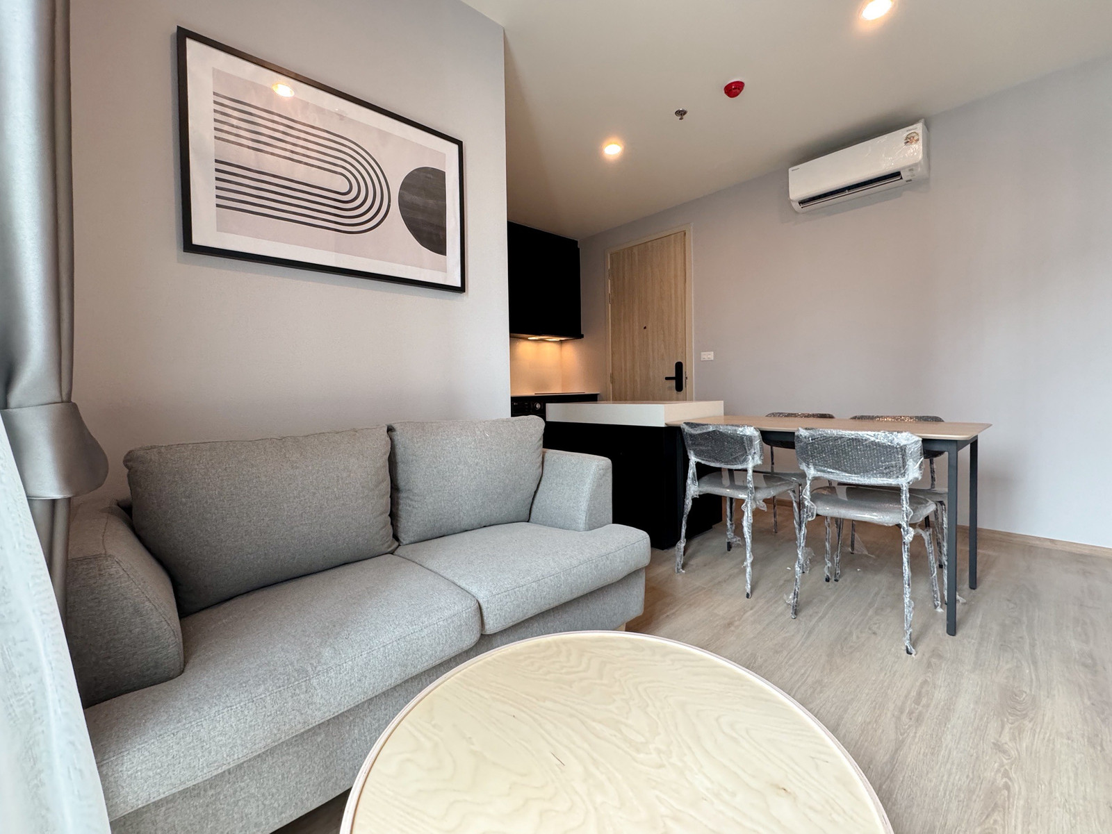 2 Bed 1 bath Fully furnished New Condo Good Location Close to MRT Phra Ram 9 220 m. @ NUE District R9 – รูปที่ 2