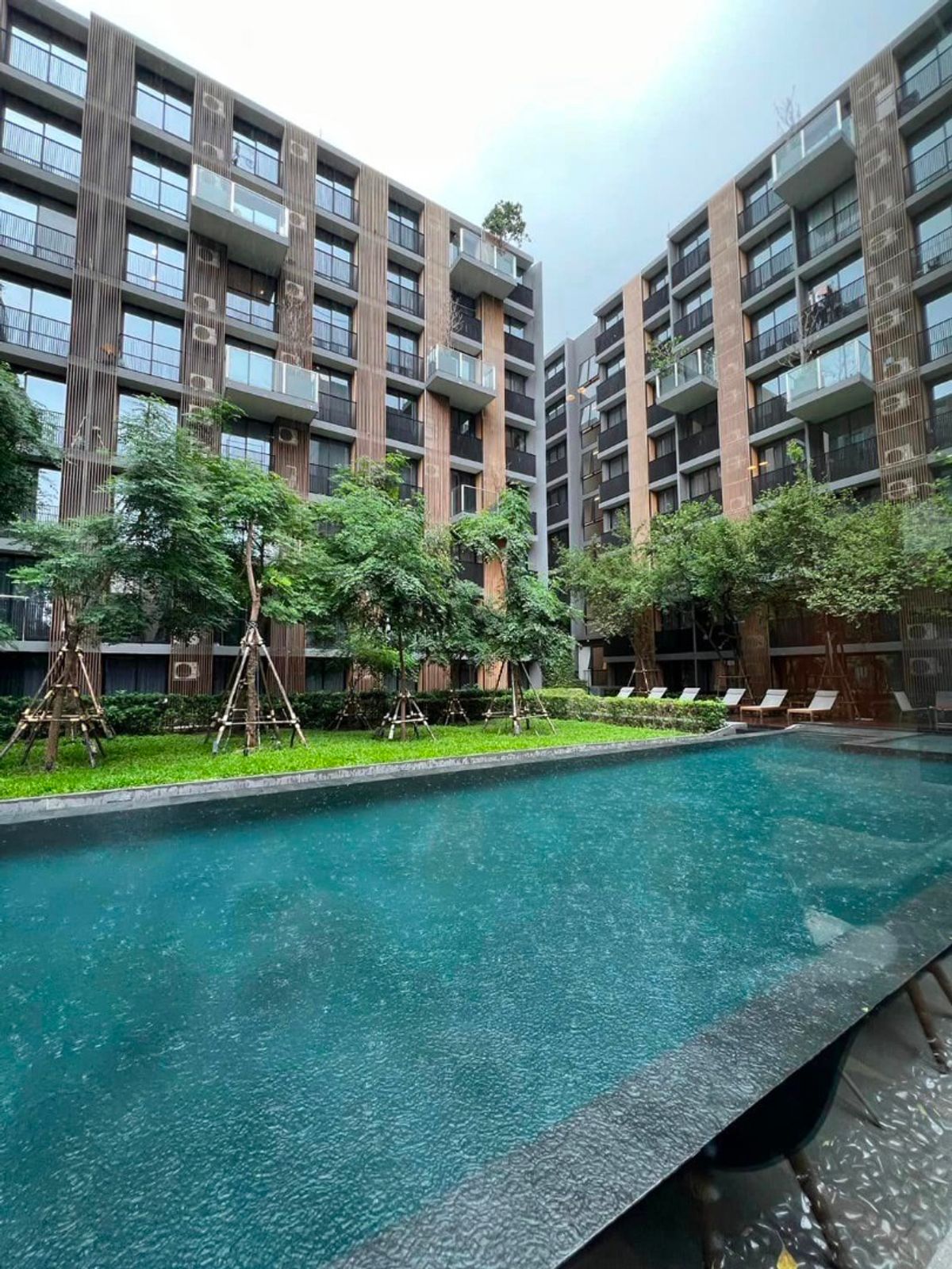 Condo for Sale : Noble Ambience Sukhumvit 42 Condo for Sale : Noble Ambience Sukhumvit 42