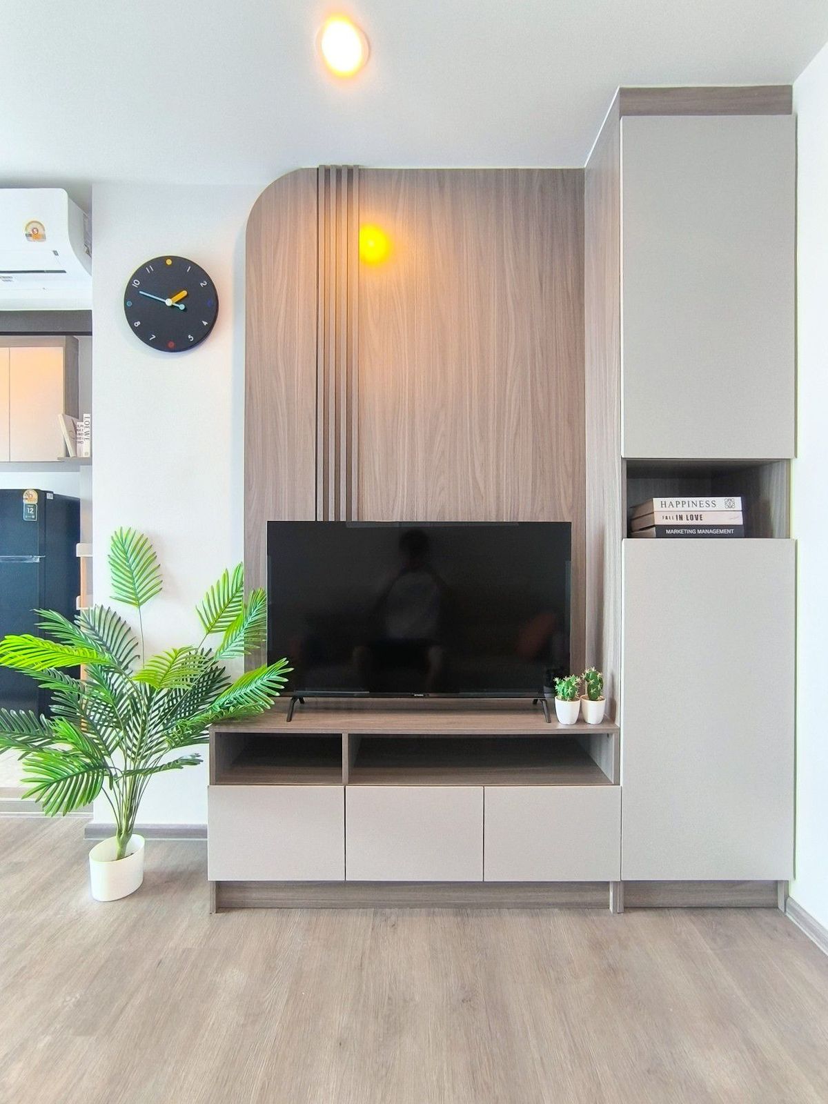 เปิดใหม่ ให้เช่า Regent Home Wutthakat ห้องแต่งหรู ชั้นสูง วิวสวย ใกล้รถไฟฟ้า BTS วุฒากาศเพียง 180 เมตร ปลอดภัย เดินทางสะดวก ของครบ  – รูปที่ 2