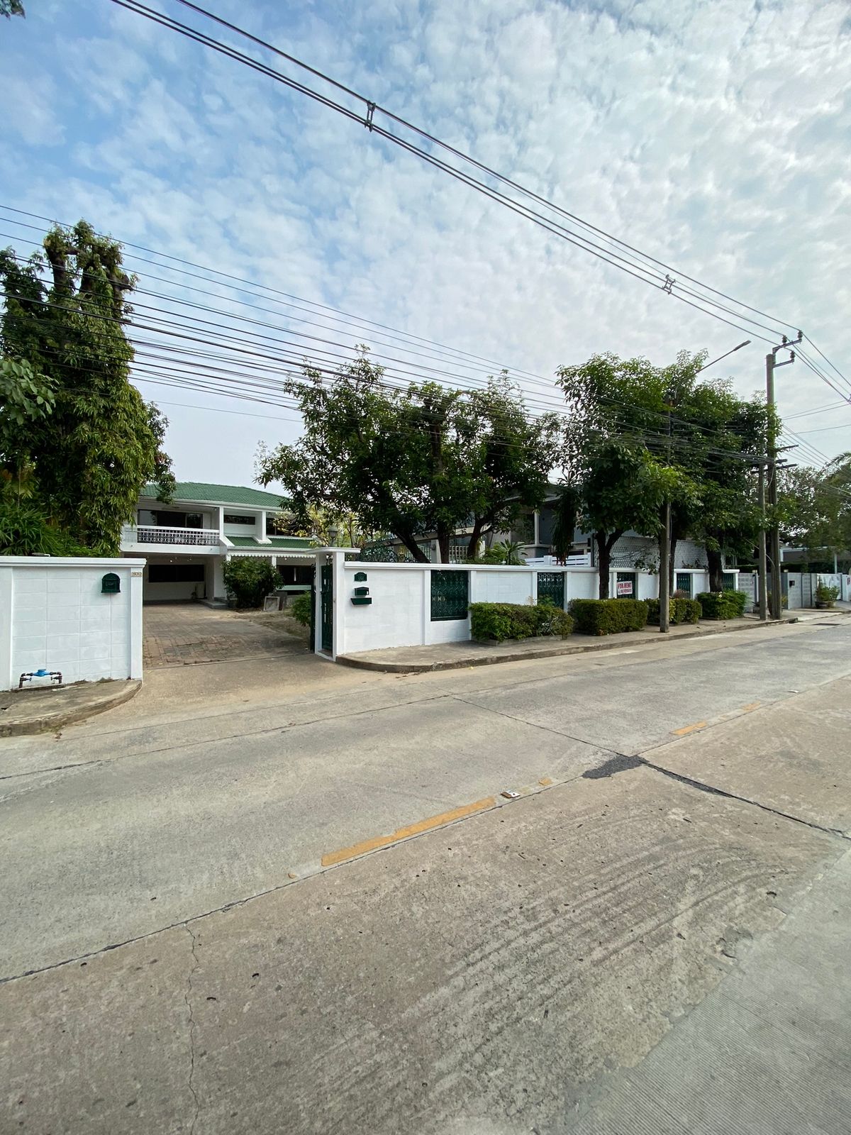 SK03207 2 -storey detached house for rent, Panyapattana Village 30, only 10 minutes from Thonglor (Panya Pattanakarn Village) SK03207 2 -storey detached house for rent, Panyapattana Village 30, only 10 minutes from Thonglor (Panya Pattanakarn Village)