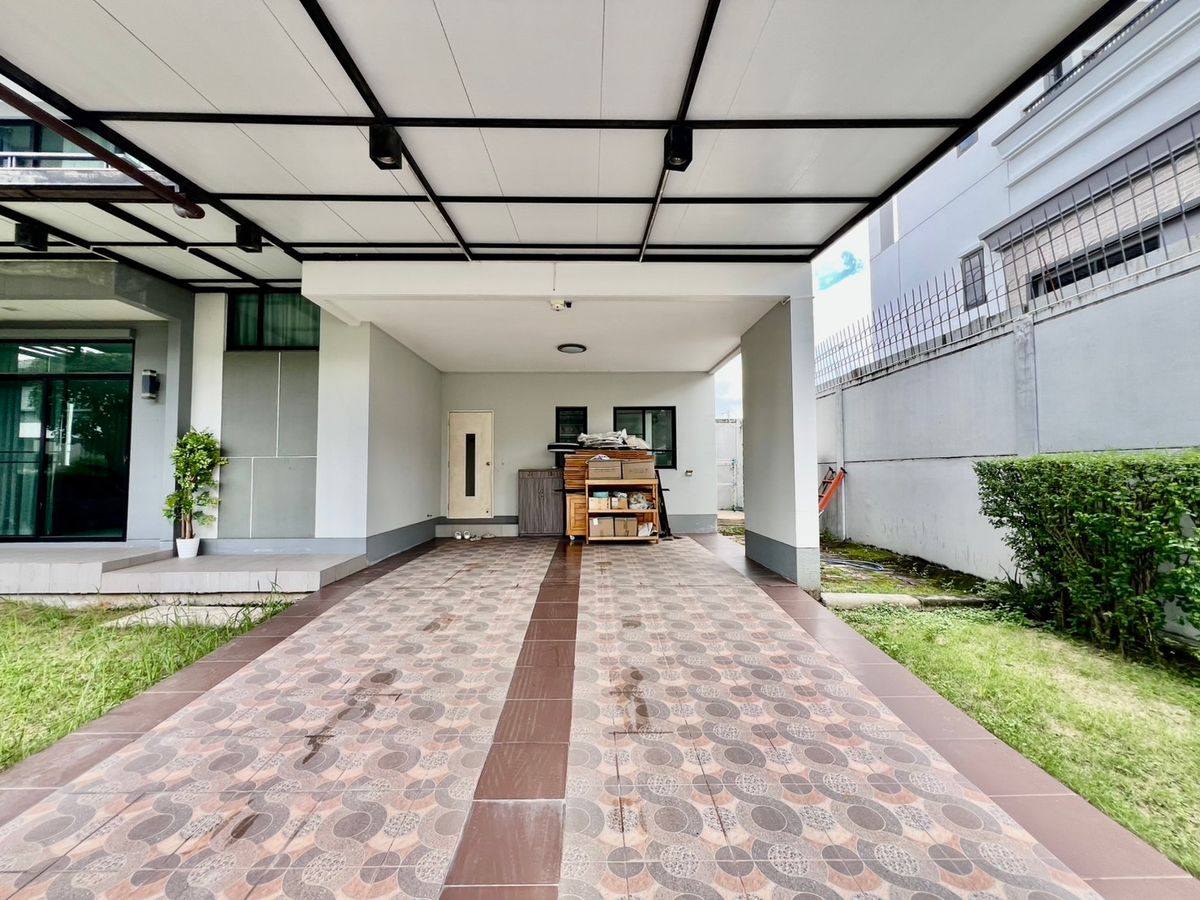 Rare Item! Corner Unit, Move-in Ready — Casa Ville Ramintra–Wongwaen 2, Only 10 Minutes to Fashion Island – รูปที่ 3