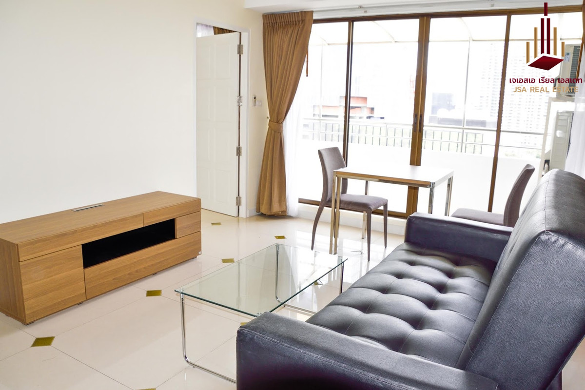 ✨ For Rent: DIAMOND TOWER CONDOMINIUM ✨  💰 Only 32,000 THB/month