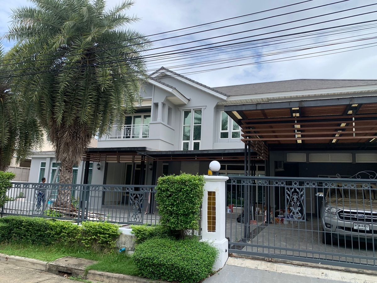 ขายบ้านหรูใกล้ โรบินสัน ลาดกระบัง 143 ตร.ว.ราคาถูกที่สุด!! ราคาต่ำกว่าประเมิน