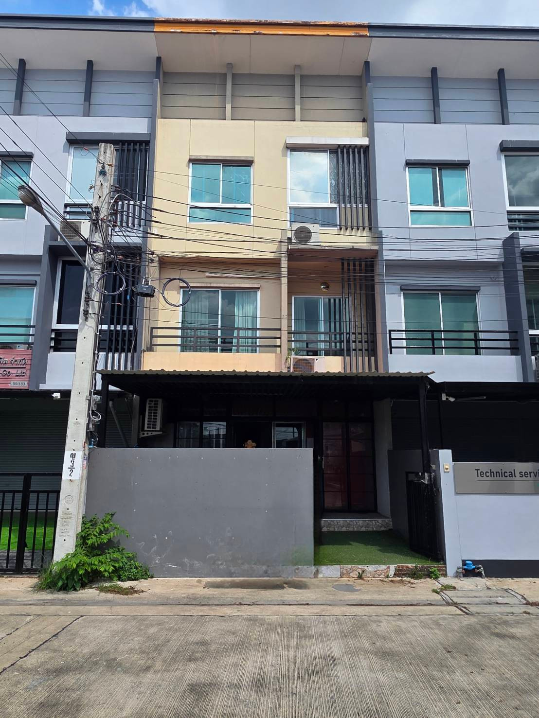 ให้เช่าทาวน์โฮม เทมโปทาวน์ รัตนาธิเบศร์ ใกล้ MRT บางรักน้อย-ท่าอิฐ เพียง 2 นาที ให้เช่าทาวน์โฮม เทมโปทาวน์ รัตนาธิเบศร์ ใกล้ MRT บางรักน้อย-ท่าอิฐ เพียง 2 นาที