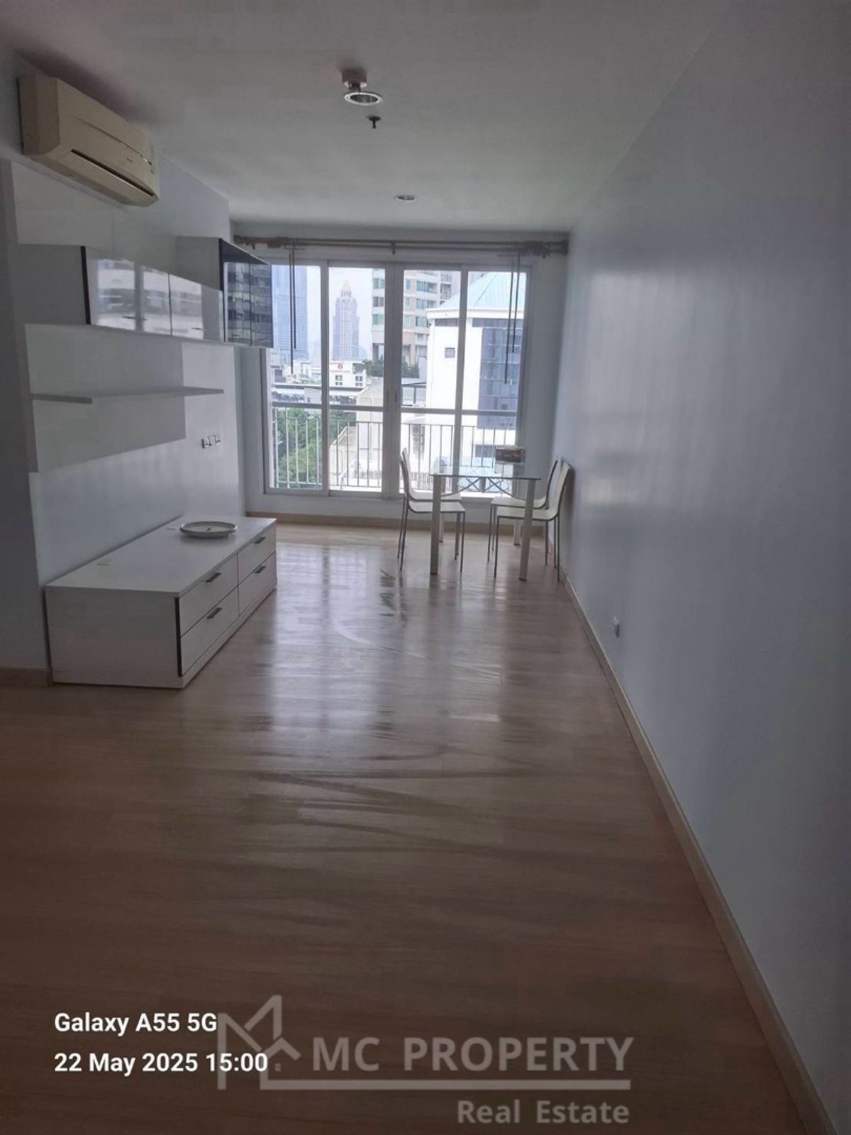 life@Sathorn 2 bedroom 64sqm for sale only 7.5Mb please contact 0816878954 life@Sathorn 2 bedroom 64sqm for sale only 7.5Mb please contact 0816878954