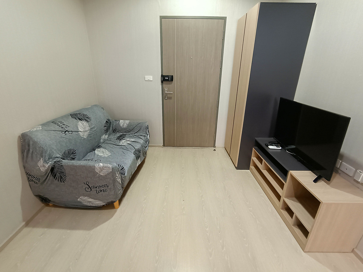 Rent IDO, Sukhumvit 115, complete pool view, ready for 8000. Urgent booking !!! Rent IDO, Sukhumvit 115, complete pool view, ready for 8000. Urgent booking !!!