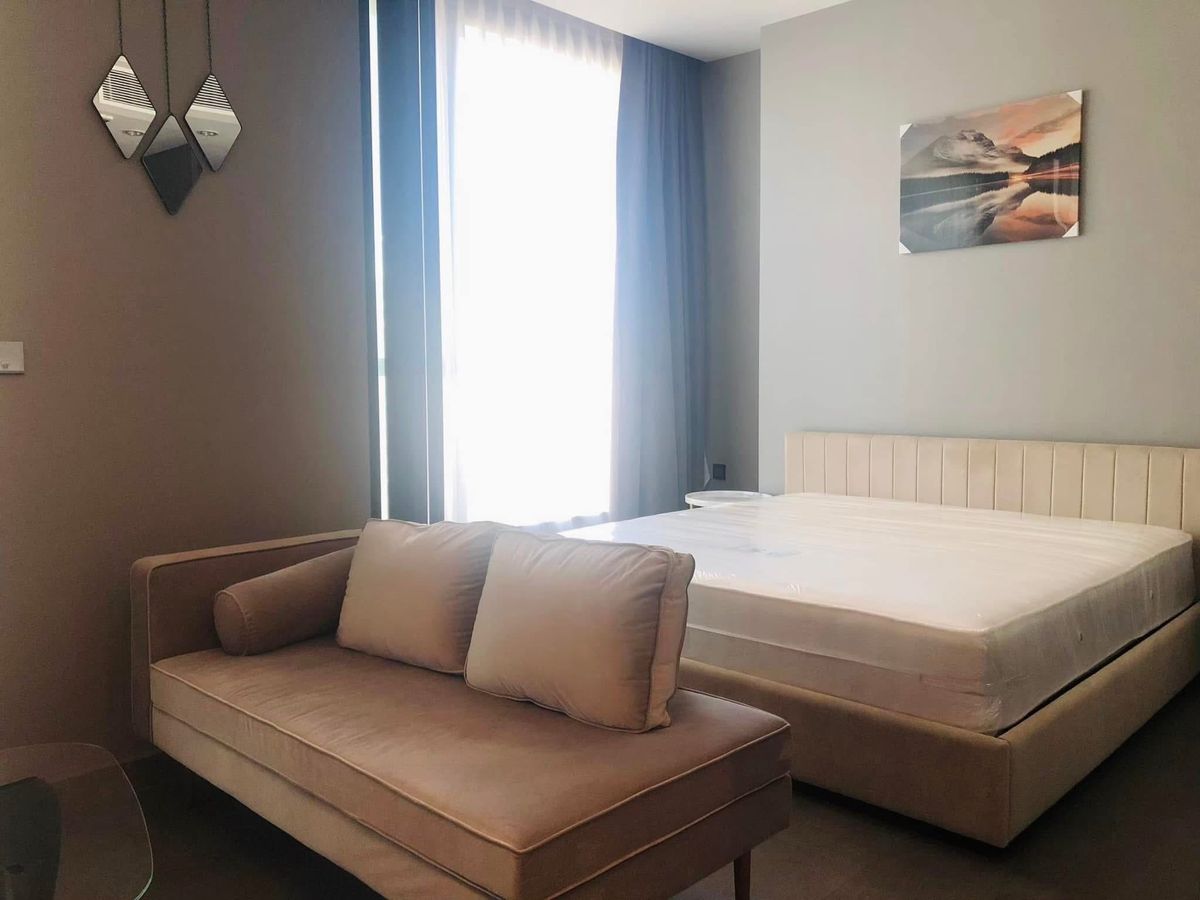 ขายพร้อมผู้เช่า The Esse at Singha Complex ราคา 8,900,000 บาท [JZs250919]