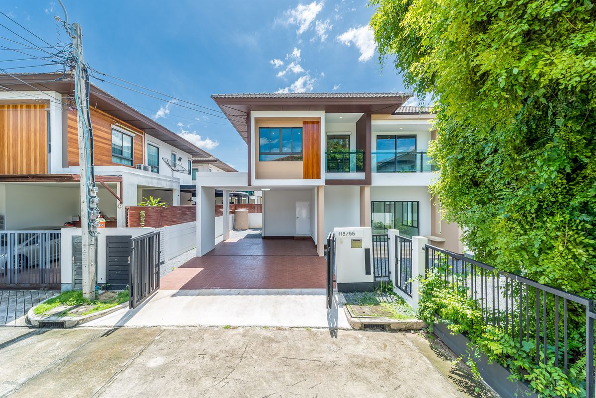 Burasiri Phahonyothin - Sai Mai, a new renovated house, ready to move in Burasiri Phahonyothin - Sai Mai, a new renovated house, ready to move in