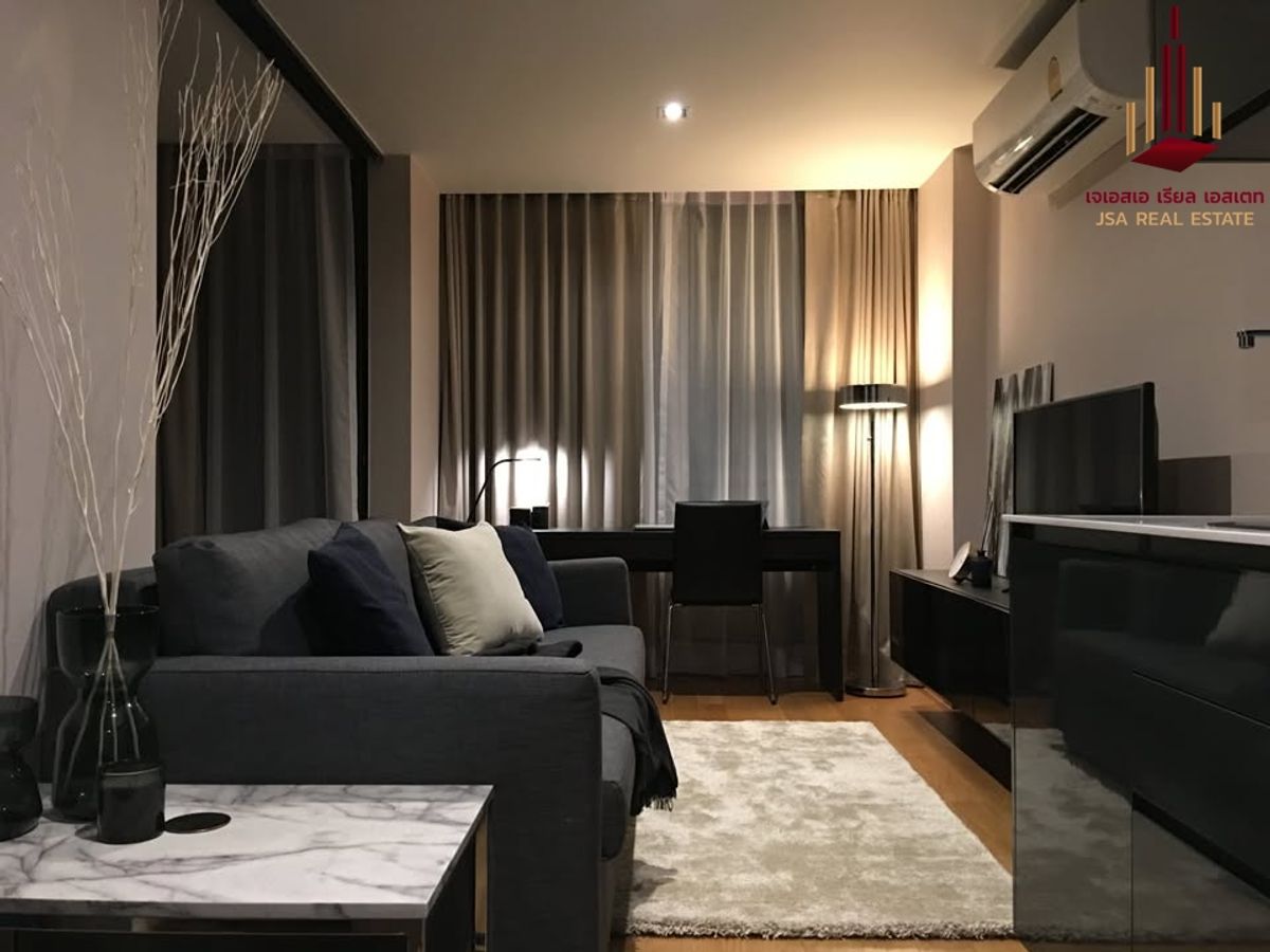 ✨ For Rent: Altitude Samyan - Silom Condo ✨  💰 Only 23,000 THB/month
