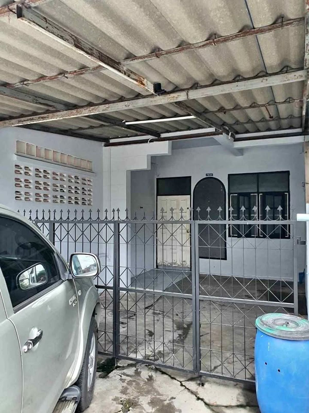 🏡 ขายถูกกว่าตลาด!! ทาวน์เฮ้าส์ 2 ชั้น 📌 ราคาถูกกว่าหลังอื่นในโครงการ – ปกติ 1.4–1.5 ลบ.+ ขายเพียง 1.29 ล้านบาท เท่านั้น‼️ คุยต่อรองได้ 📍 โครงการสวนทองวิลล่า 8 ลำลูกกา คลอง 4 ทำเลโครงการดี บ้านอยู่เส้นเมนหลัก เดินทางสะดวก อนาคตรถไฟฟ้าตัดผ่าน 🚆✨ 🏡 ขายถูกกว่าตลาด!! ทาวน์เฮ้าส์ 2 ชั้น 📌 ราคาถูกกว่าหลังอื่นในโครงการ – ปกติ 1.4–1.5 ลบ.+ ขายเพียง 1.29 ล้านบาท เท่านั้น‼️ คุยต่อรองได้ 📍 โครงการสวนทองวิลล่า 8 ลำลูกกา คลอง 4 ทำเลโครงการดี บ้านอยู่เส้นเมนหลัก เดินทางสะดวก อนาคตรถไฟฟ้าตัดผ่าน 🚆✨