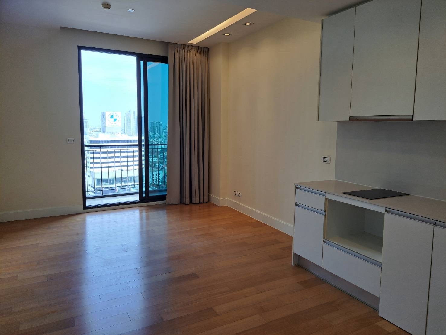 ขายด่วน คอนโด Equinox phahol-vibha ขนาด 63ตร.ม 2นอน 2น้ำ ราคา 7,500,000 ล้านบาท โทร 093-028-1245 id line:properagency ขายด่วน คอนโด Equinox phahol-vibha ขนาด 63ตร.ม 2นอน 2น้ำ ราคา 7,500,000 ล้านบาท โทร 093-028-1245 id line:properagency