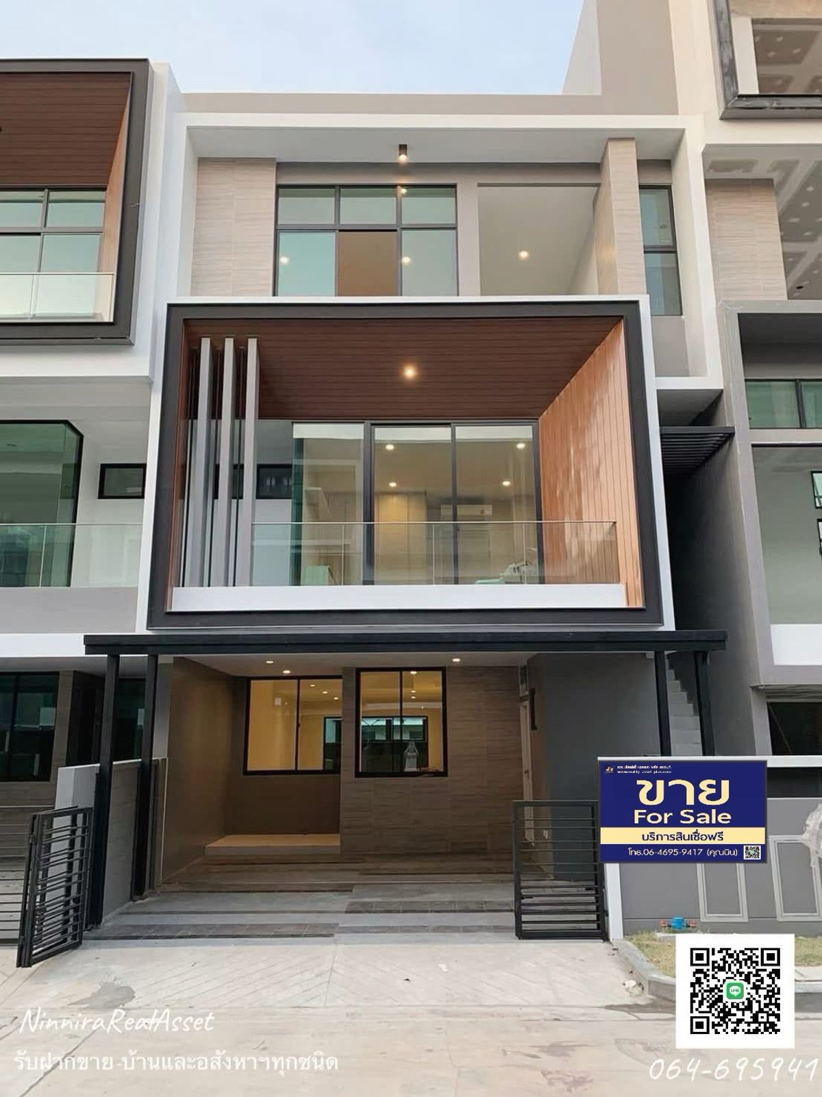Selling a townhome, beautifully decorated with Nirvana Define Srinakarin-Rama9 Project, Bangkok Selling a townhome, beautifully decorated with Nirvana Define Srinakarin-Rama9 Project, Bangkok