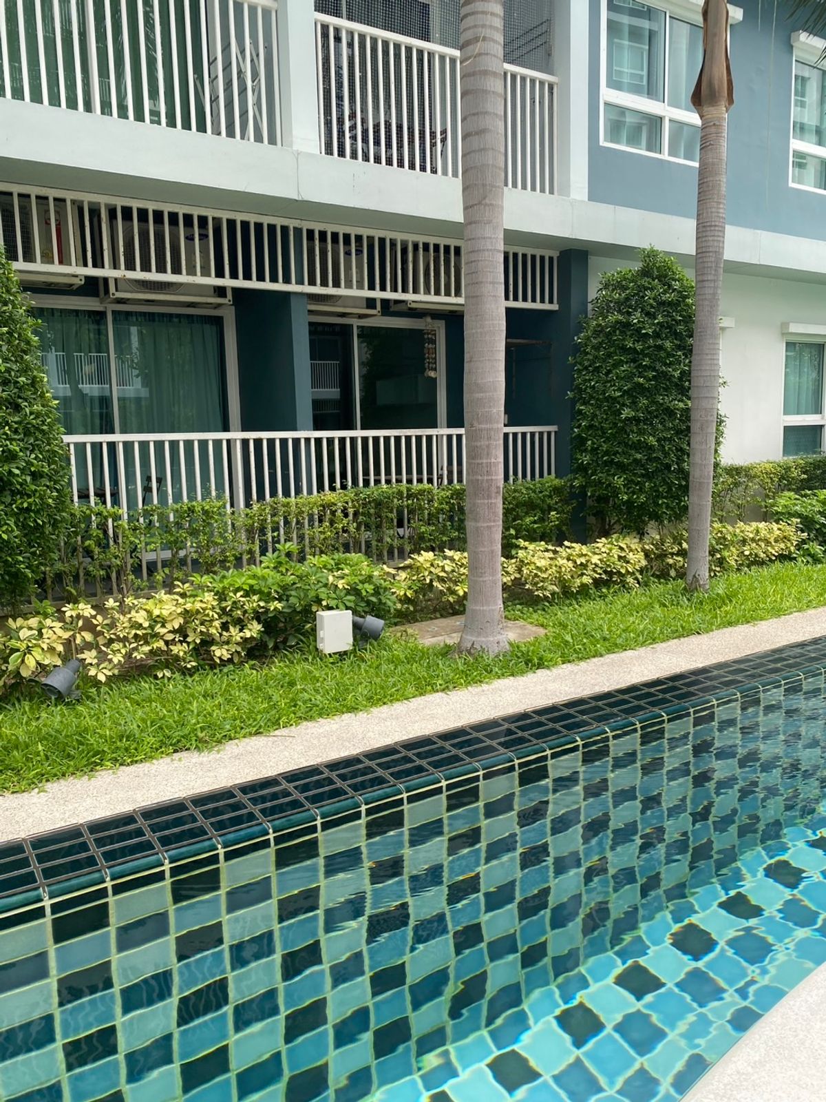 The decided to sell !!! The special price is less than 2 million condos, Hua Hin, near the beach, good location. The decided to sell !!! The special price is less than 2 million condos, Hua Hin, near the beach, good location.