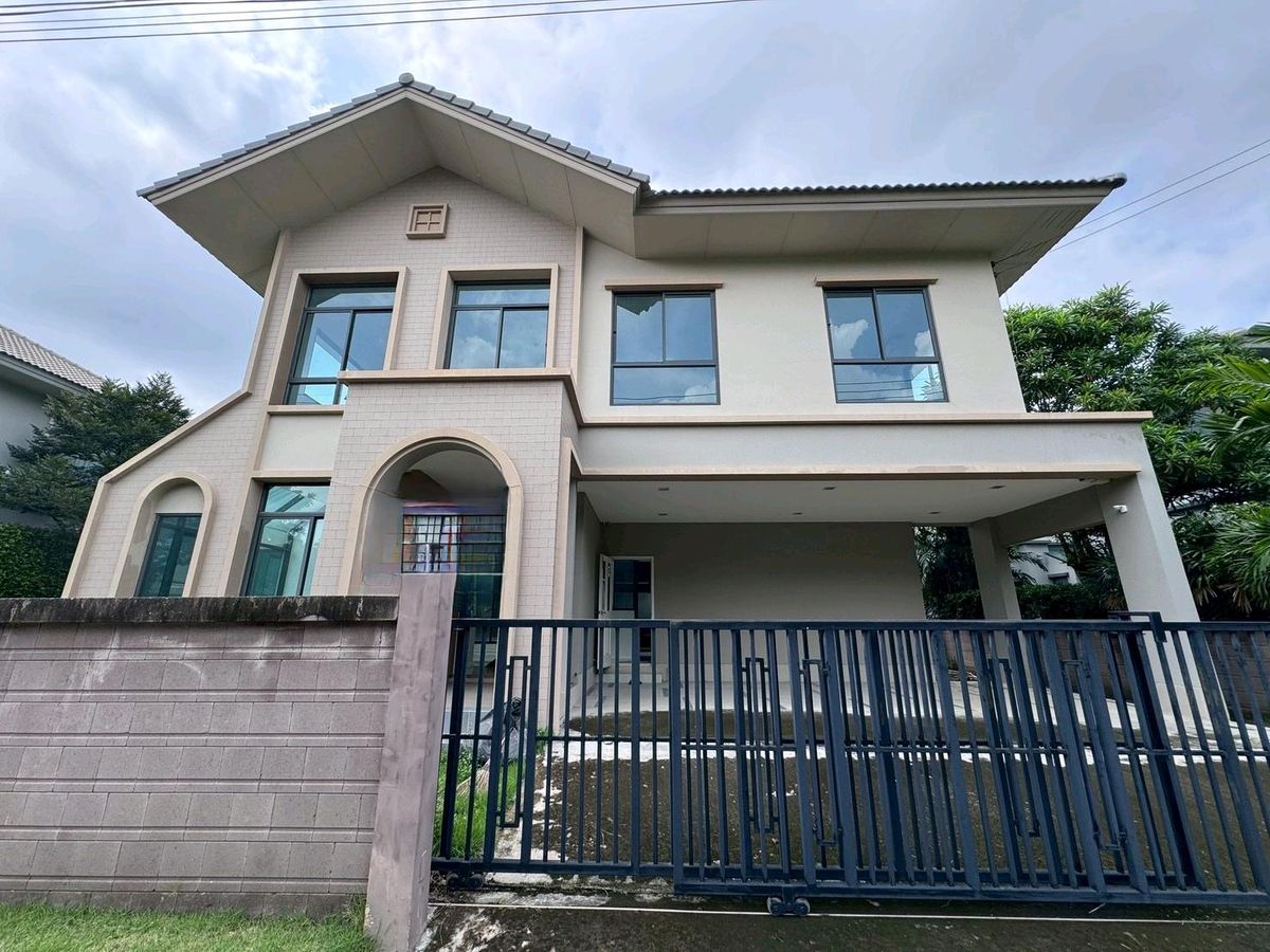 Single house for rent in Laddarom Tiwanon