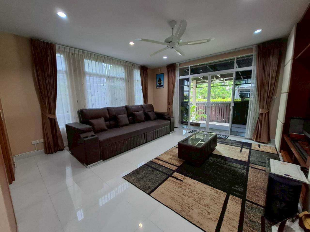 Single house for sale, Phasorn Prestige, Phatthanakan, 201 sq m, 66.70 sq wa, good location, multiple entrances and exits Single house for sale, Phasorn Prestige, Phatthanakan, 201 sq m, 66.70 sq wa, good location, multiple entrances and exits