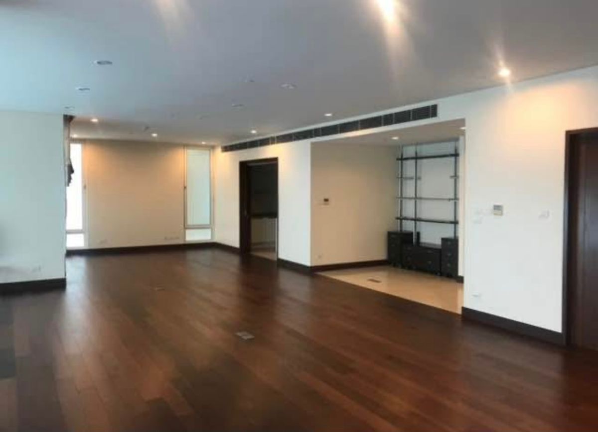 ✨The Park Chidlom✨3 beds 4 baths, Size 258 sqm., near BTS / MRT Chidlom (0.5 km) Tel.0982645161 ✨The Park Chidlom✨3 beds 4 baths, Size 258 sqm., near BTS / MRT Chidlom (0.5 km) Tel.0982645161
