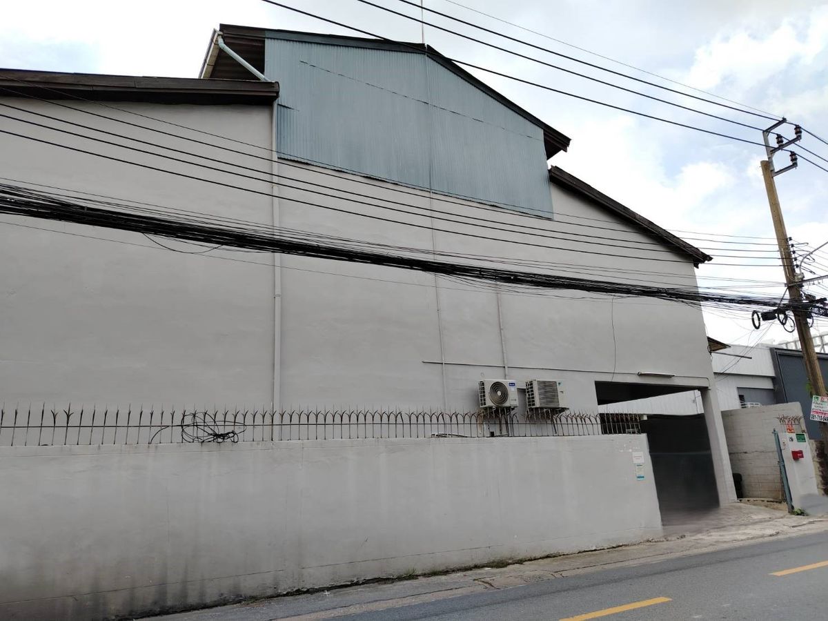 ที่ดินพร้อมสิ่งปลูกสร้าง ซอยบางนา-ตราด 4 กรุงเทพฯ – รูปที่ 2