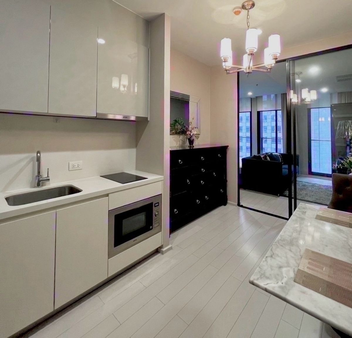 🔥BEST Price🔥NOBLE PLOENCHIT | 1BED 45 sq.m. | Skywalk connecting BTS Ploenchit 🔥BEST Price🔥NOBLE PLOENCHIT | 1BED 45 sq.m. | Skywalk connecting BTS Ploenchit