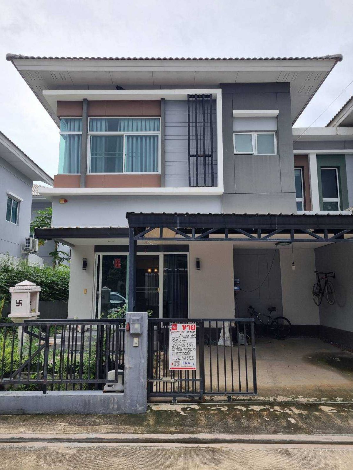 ขายบ้านแฝด หมู่บ้าน คาซ่า เพรสโต้ วงแหวน-ปิ่นเกล้า 142 ตร.ม.