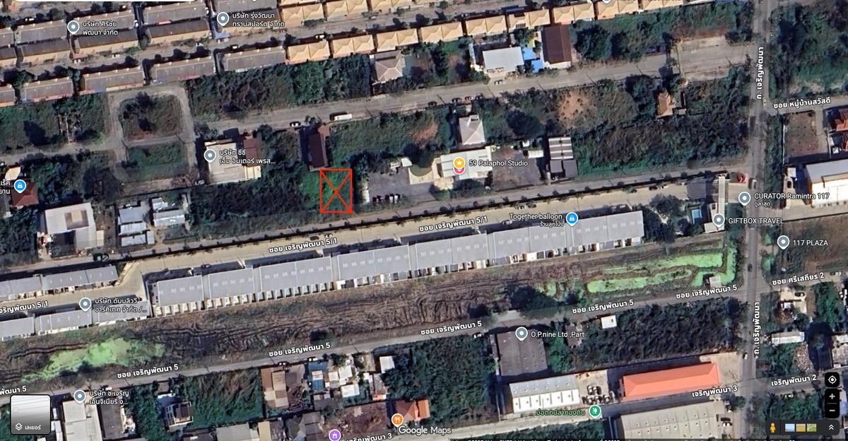 Selling a square color land, very beautiful Soi Charoen Phatthana, good location, near the CURATOR Village Project, Ram Inthra 117 – รูปที่ 2