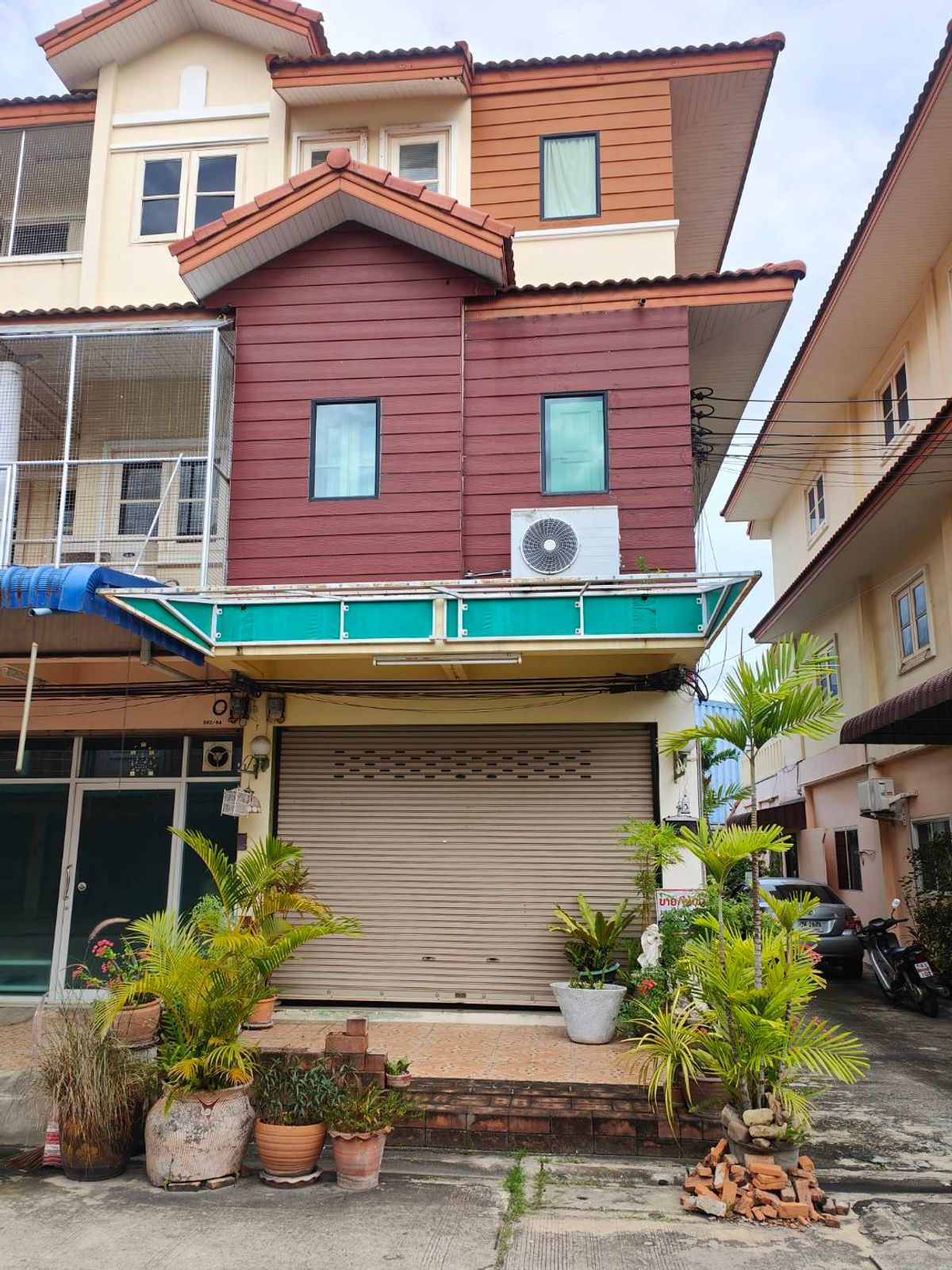 🏠ขายอาคารพาณิชย์ 3 ชั้น ซอยน้อมเกล้า 1 ถ.ทหารบก ต.พระปฐมเจดีย์ อ.เมือง จ.นครปฐม – รูปที่ 2