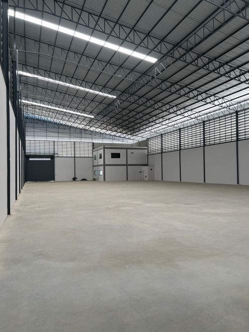 For Rent, Brand new 📦 Warehouse + Office, 📏 area 1,500 sq.m, ⛳ Krathum Baen, Samutsakorn 
