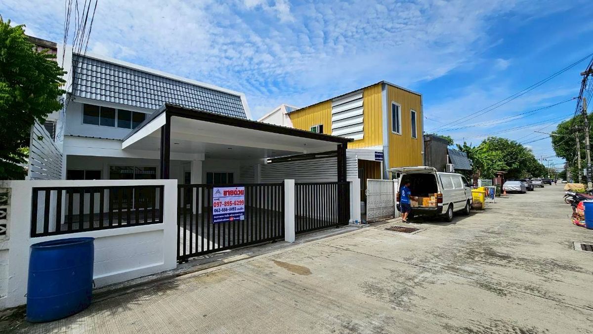 ขายด่วน ทาวน์เฮ้าส์ 2 ชั้น 36 ตรว. รีโนเวทสวย 4 นอน 2น้ำ มบ.สหกรณ์การบินไทย ปากเกร็ด – รูปที่ 3